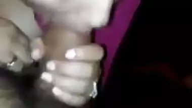 Sexy desi girl sucking cock deepthroat