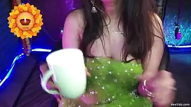 Loveleen Horny seduction stripping her saree an blouse showing highly seductive body