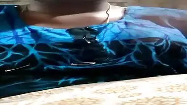 Desi girl will easily take off dress if XXX male wants to have sex with her