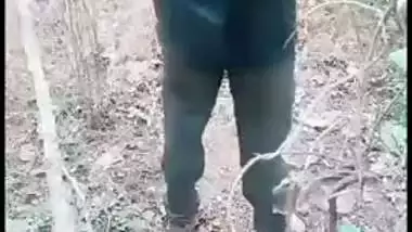 Village aunty is caught fucking outdoor with brother of hubby, Desi mms