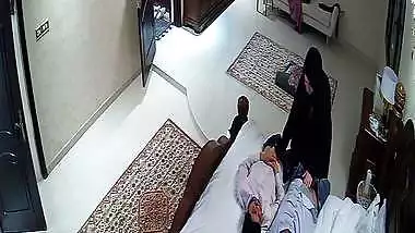 Aapa enjoys threesome sex with cousins in Pakistani porn