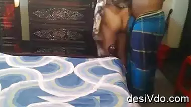 innocent madhavi bhabhi fucked by father in law.