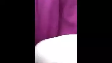 A hawt college girl enjoys hardcore sex in the back seat of a car