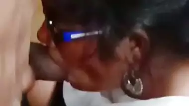 Indian office girl blowjob video