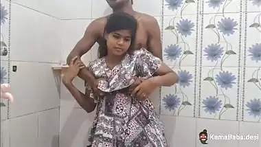 Stepbrother fucks his stepsister in a xxx desi MMS