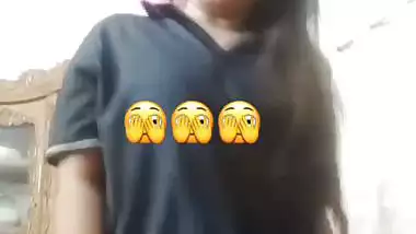 Bengali girl striptease dancing and nude pussy rubbing