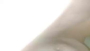 Indian Bhabhi Cheating On Her Husband And Fucked With Her Boyfriend In Oyo Hotel Room With Hindi Audio Part 5