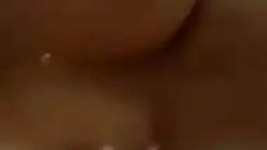 Sexy Desi woman with natural tits could be a good porn actress