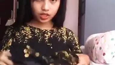 Very Beautiful Assami Girl Showing