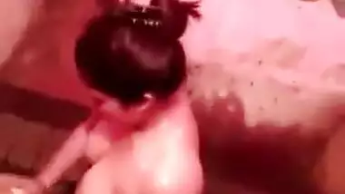 desi girl bathing lover take video