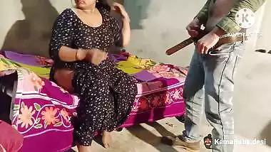 Big ass milf enjoys Punjabi sex in the doggy style