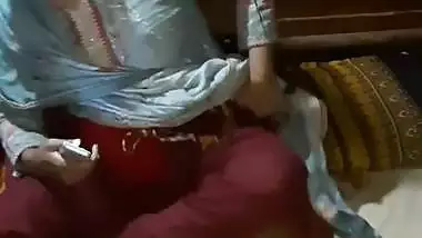 Bengali MILF boobs show to lover before viral sex