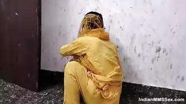 Indian Bhabhi In Yellow Dress Stripping Off Ready For Hot Sex In Hindi Audio
