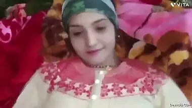 Wife fucked by sasurji on bed