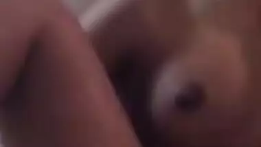 Super horny srilanken desi aunty fucking hard with moans